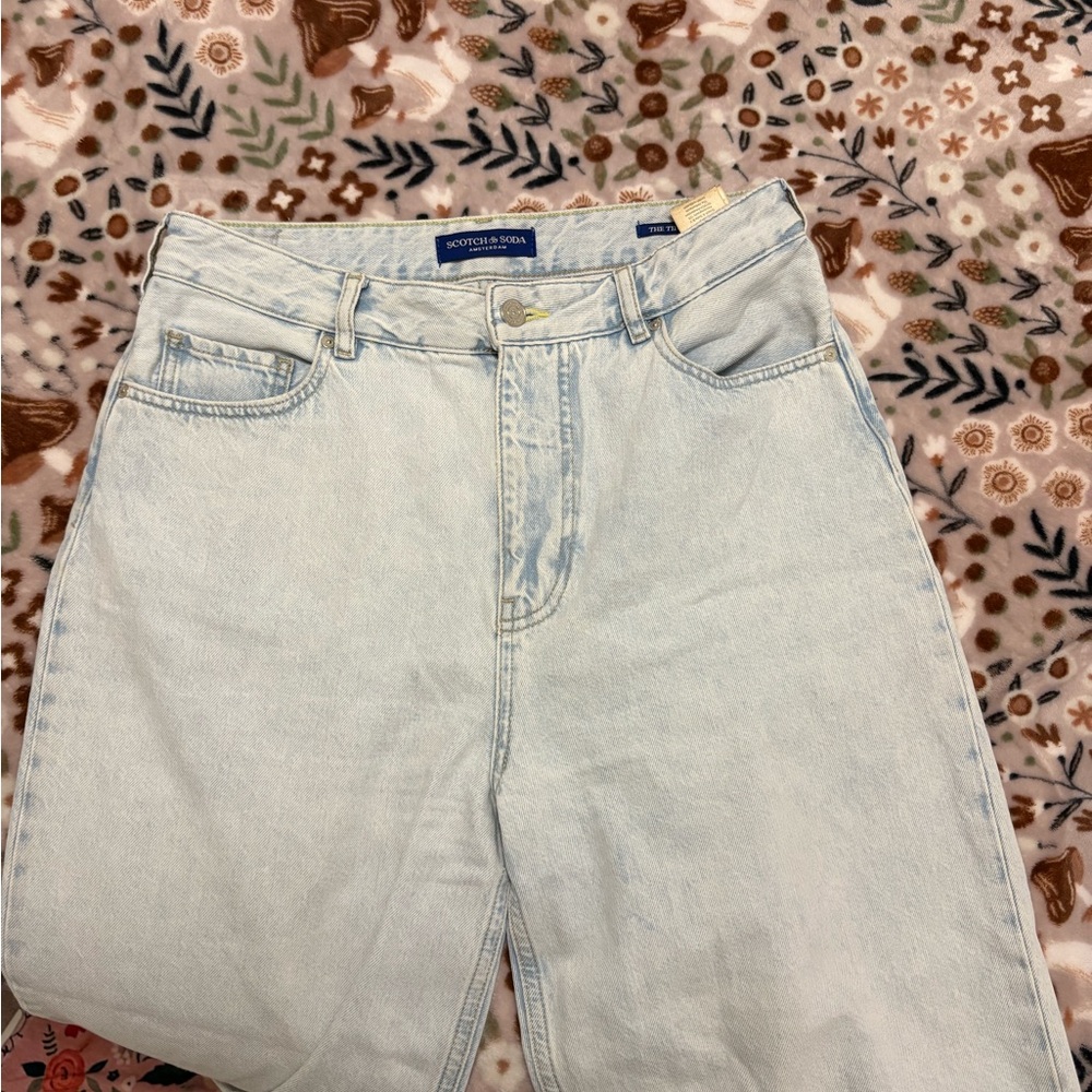 Scotch & Soda Woman Light Blue Relaxed Jeans - Picture 5 of 6